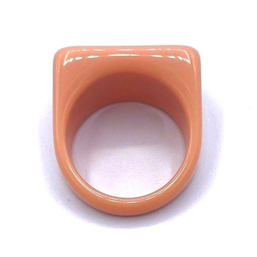 Tan Beige Acrylic Geometric Rectangle Chunky Statement Ring Size 8 - Picture 5 of 8
